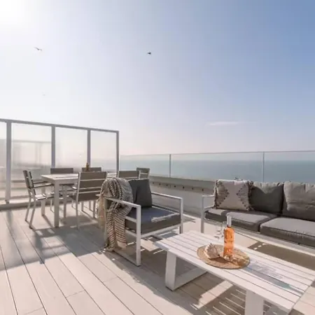 아파트 Zeezicht Penthouse Met Groot Terras 블랑켄베르크